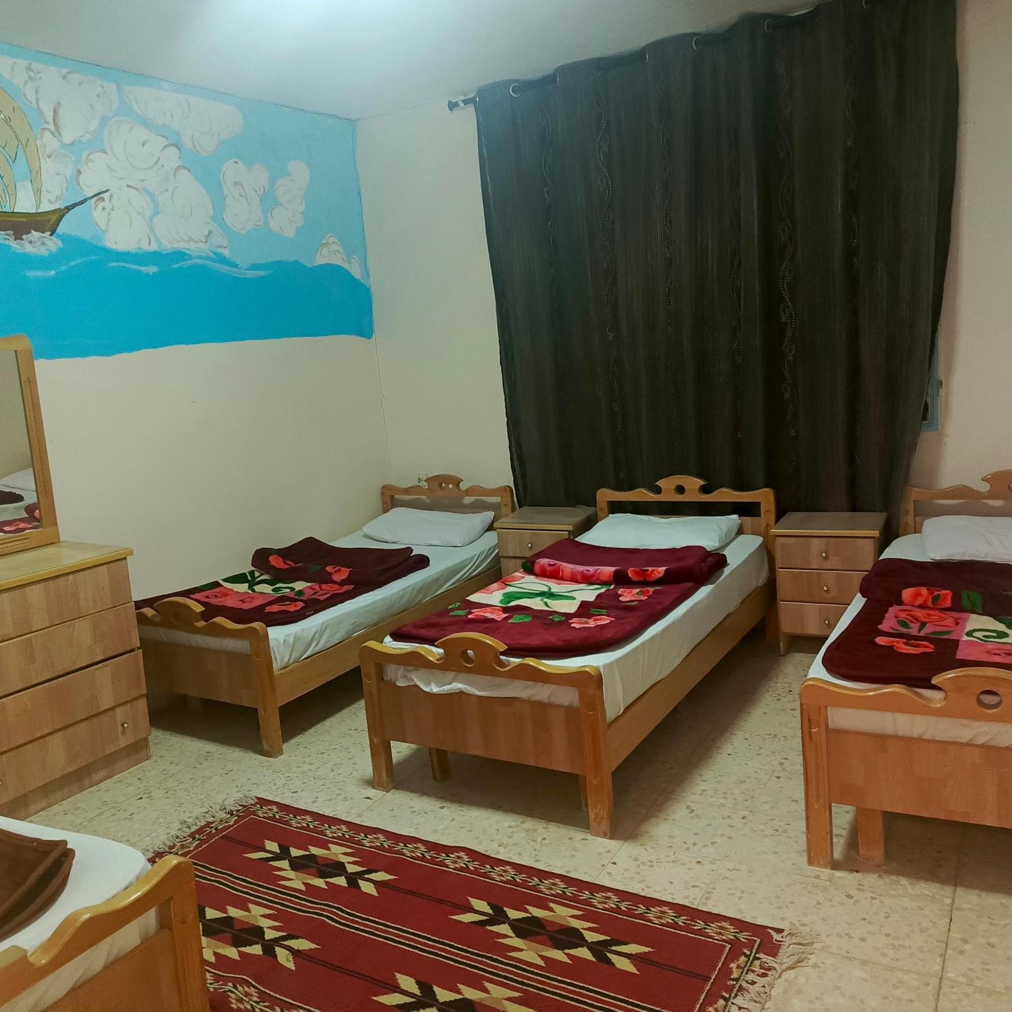 Dana Moon Hostel Eksteriør billede